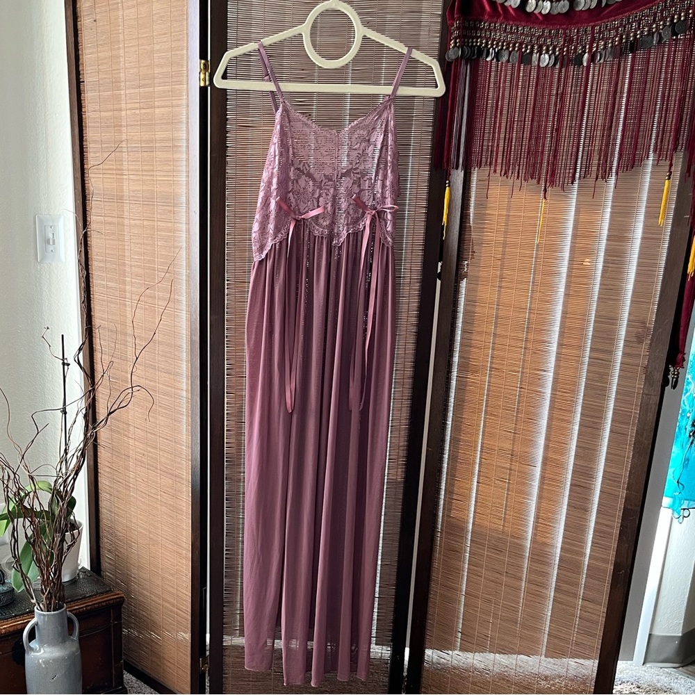 Elegant Mauve Lace Nightgown